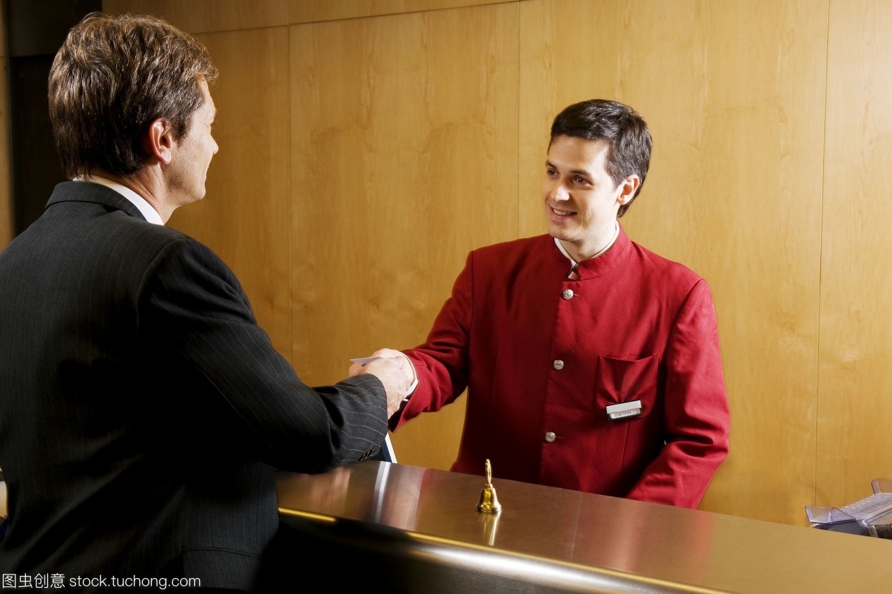 《Waiter会长Card Key Toa商务年鉴》 商务服务新标杆